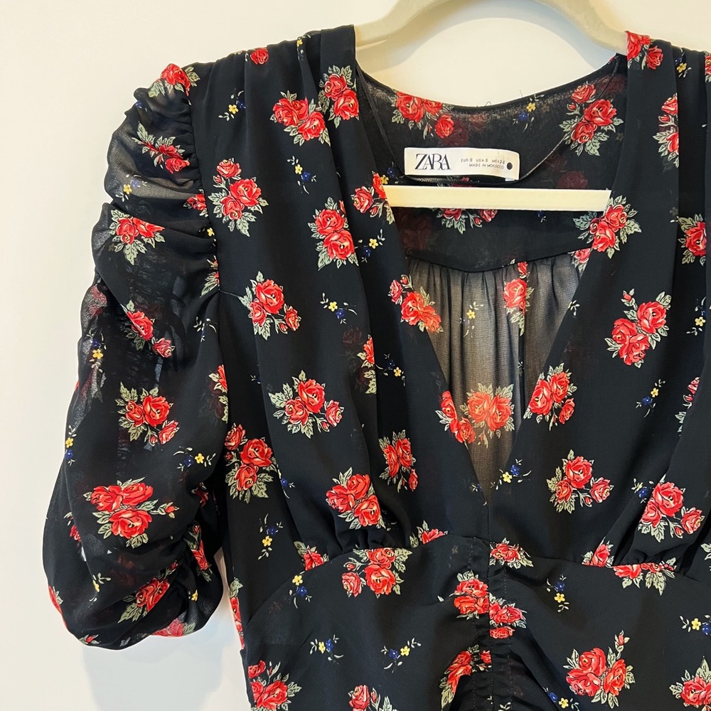 Zara Floral Ruched Mini Dress Mesh Ruffle Plunge V-Neck Puff Sleeve Black S - Picture 6 of 10